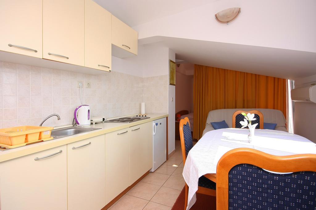 Apartment Petra Brodarica  Zewnętrze zdjęcie